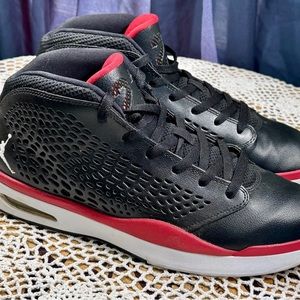Nike Air Jordan Flight 2015 Sneakers Jumpman 23 Black & Red Sz 9.5M sku 3154